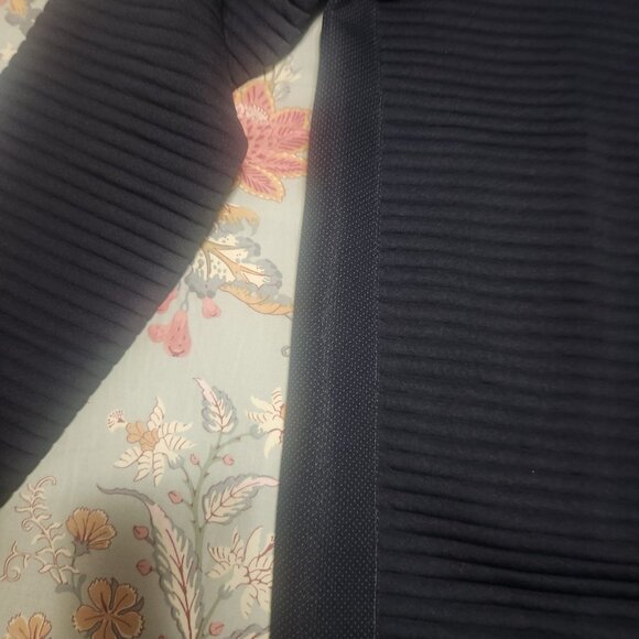 Under Armour Men's 1/4 Zip Sweatshirt Black Size Large - Picture 4 of 11